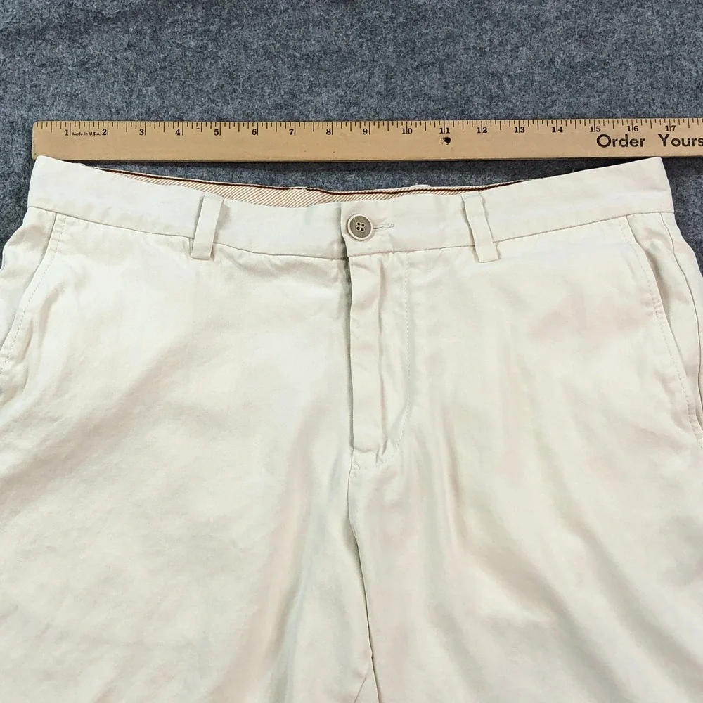 Tommy Bahama Mens Shorts 34x9 Khaki 100% Silk Regular Fit Resort Island Relax